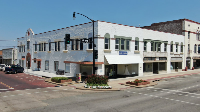 401 E. Grand